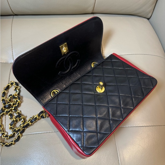 CHANEL Rare Vintage Timeless CC Bicolor single flap bag - Picture 6 of 15